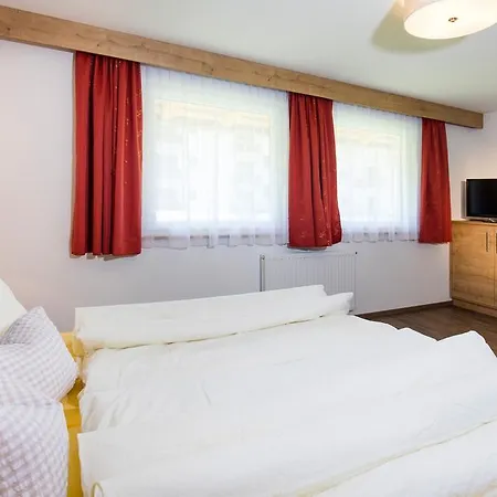 Sportpension Rubin Sölden Zimmer foto