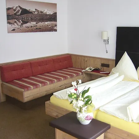 Sportpension Rubin Sölden Zimmer foto